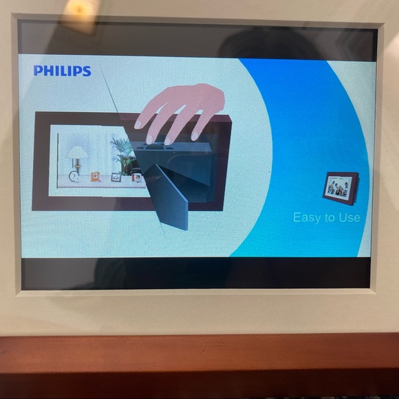 Phillips Home Essentials 8" Digital Photo Frame New Open Box brown - Picture 7 of 10